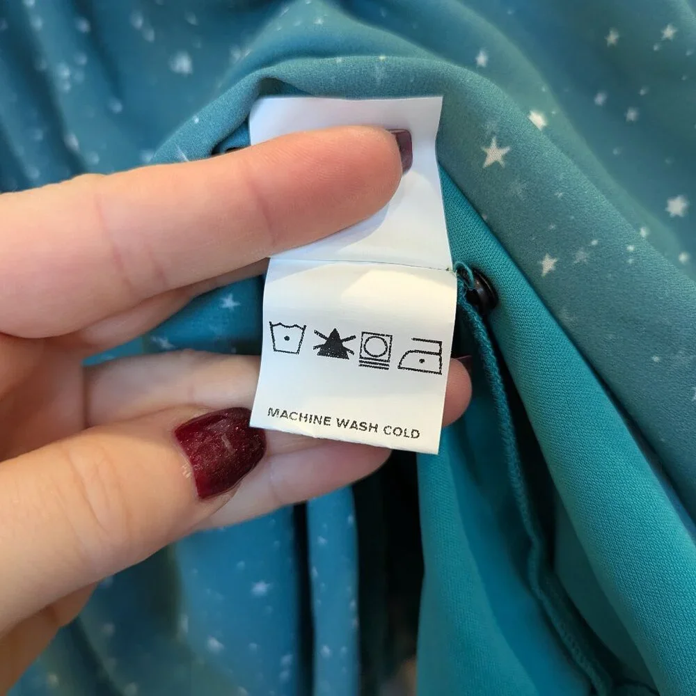 ESHAKTI Wayward Fancies Ombre Star Print Dress 1X-18W Crepe Pleated Empire Waist - Picture 9 of 11